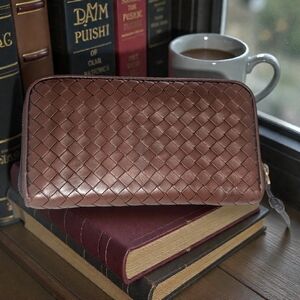 Elegant Bottega Veneta Chocolate Brown Intrecciato Piccolo Zip Around Wallet